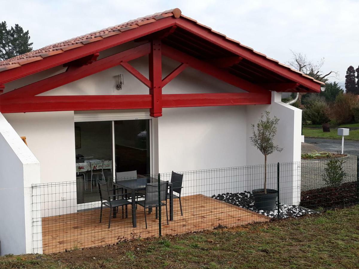 Villa Le Txiot Basque à Larressore Extérieur photo